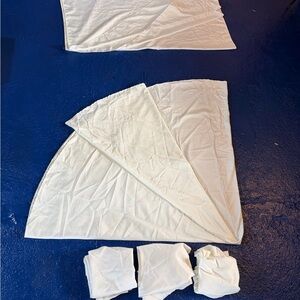 4) 108” polyester tablecloths